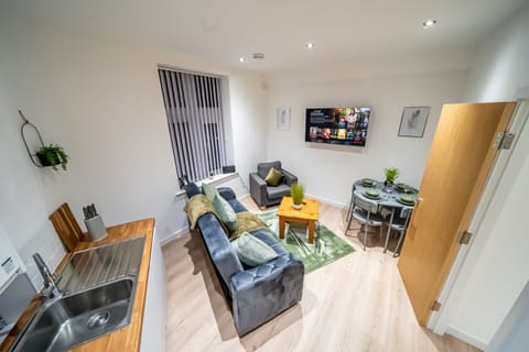 Living Room / Lounge