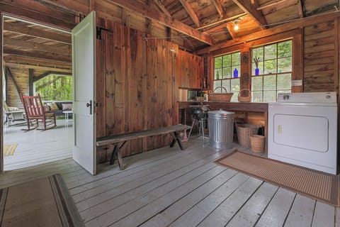 Combined shower/tub, hair dryer, towels, soap