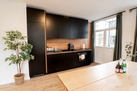 Fully Equipped Kitchenette