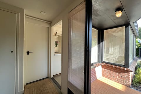 Entrance / Reception