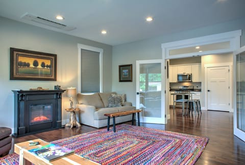 Smart TV, fireplace, books