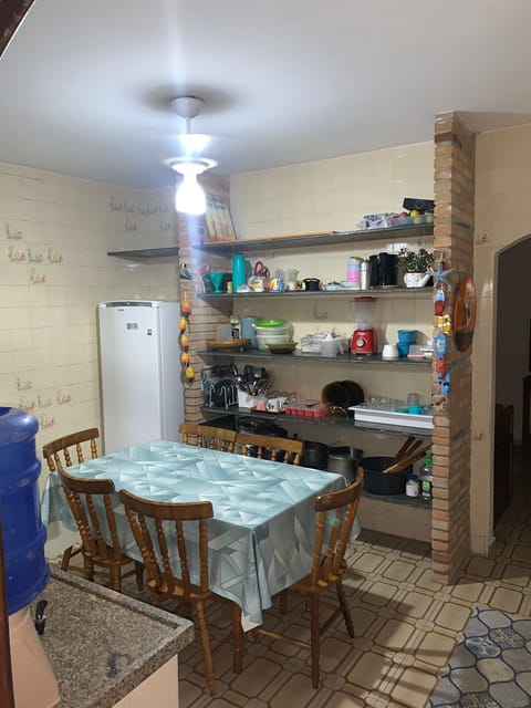 Fridge, oven, stovetop, cookware/dishes/utensils