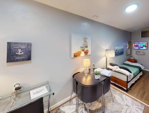 Smart Home Studio in SF for Monthly Rent Condominio in Daly City