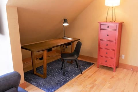 Studio dedicated work desk