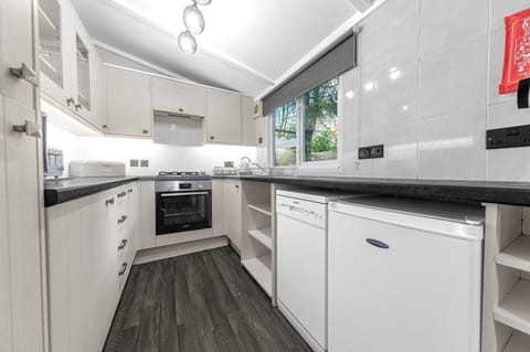 Firgarth Lodge - Kitchen / Diner