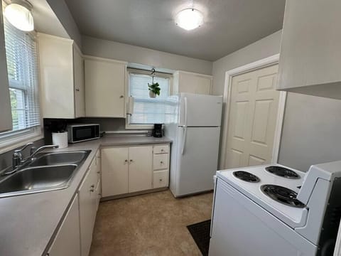 11571d77 b0af 477f baaa 0fee59302b26