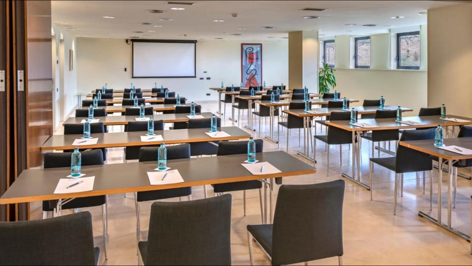 Gran Hotel Rey Don Jaime Hotel in Castelldefels