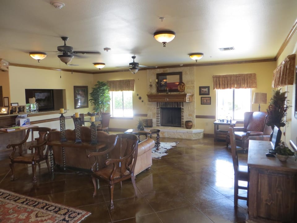 Day, Lobby or reception