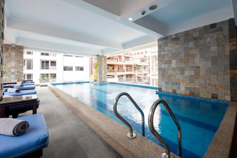 Swimming pool