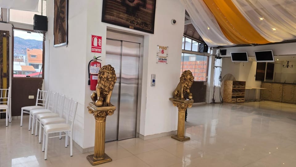 Seating area