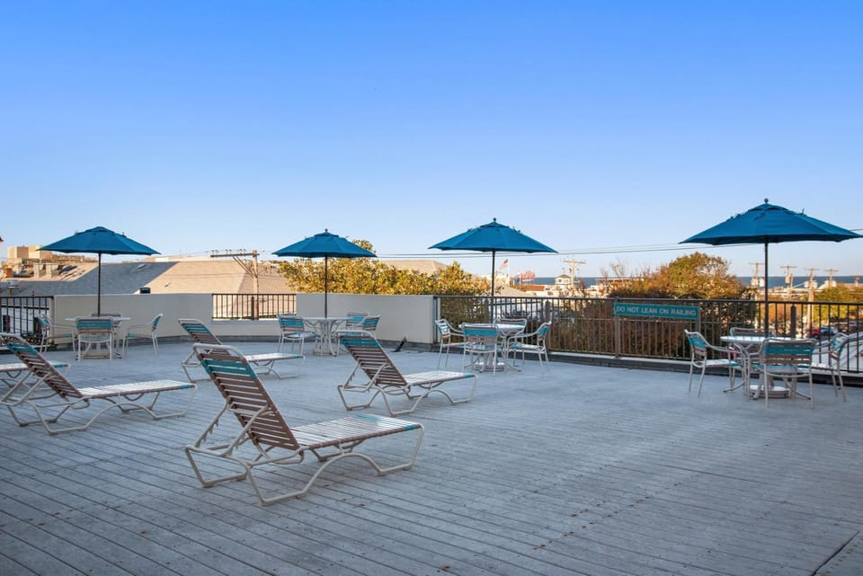 Patio, Balcony/Terrace, Swimming pool
