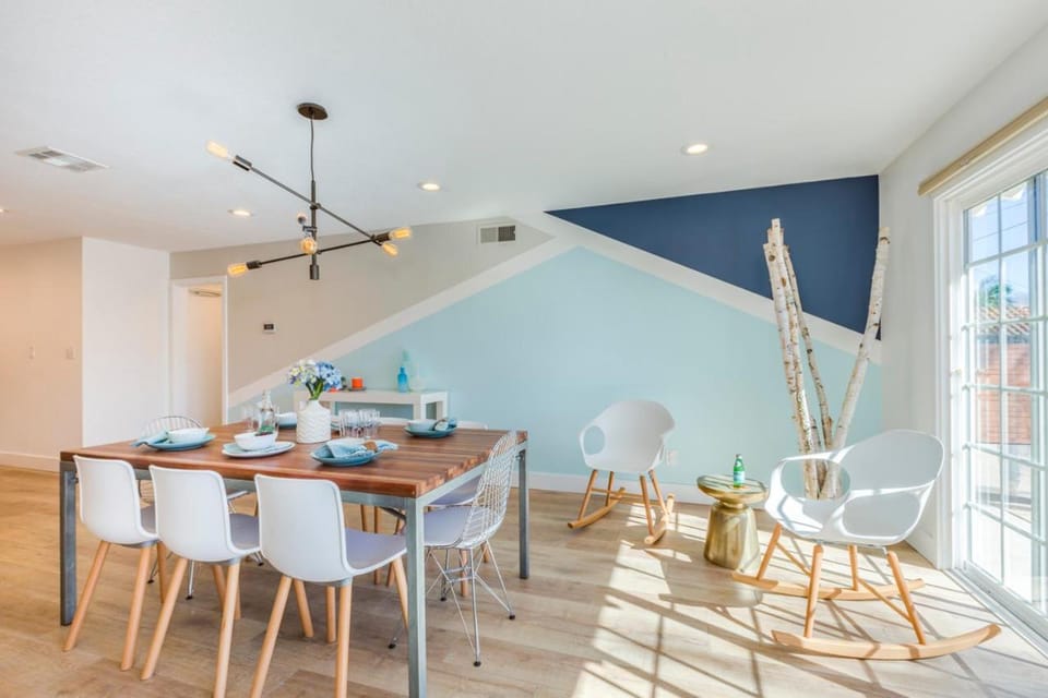 F 54 Maverick Orange CA VacationRenter - 68df95 