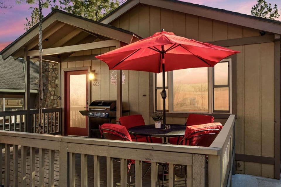 Alpine Crest in Big Bear Lake - F4fea9 