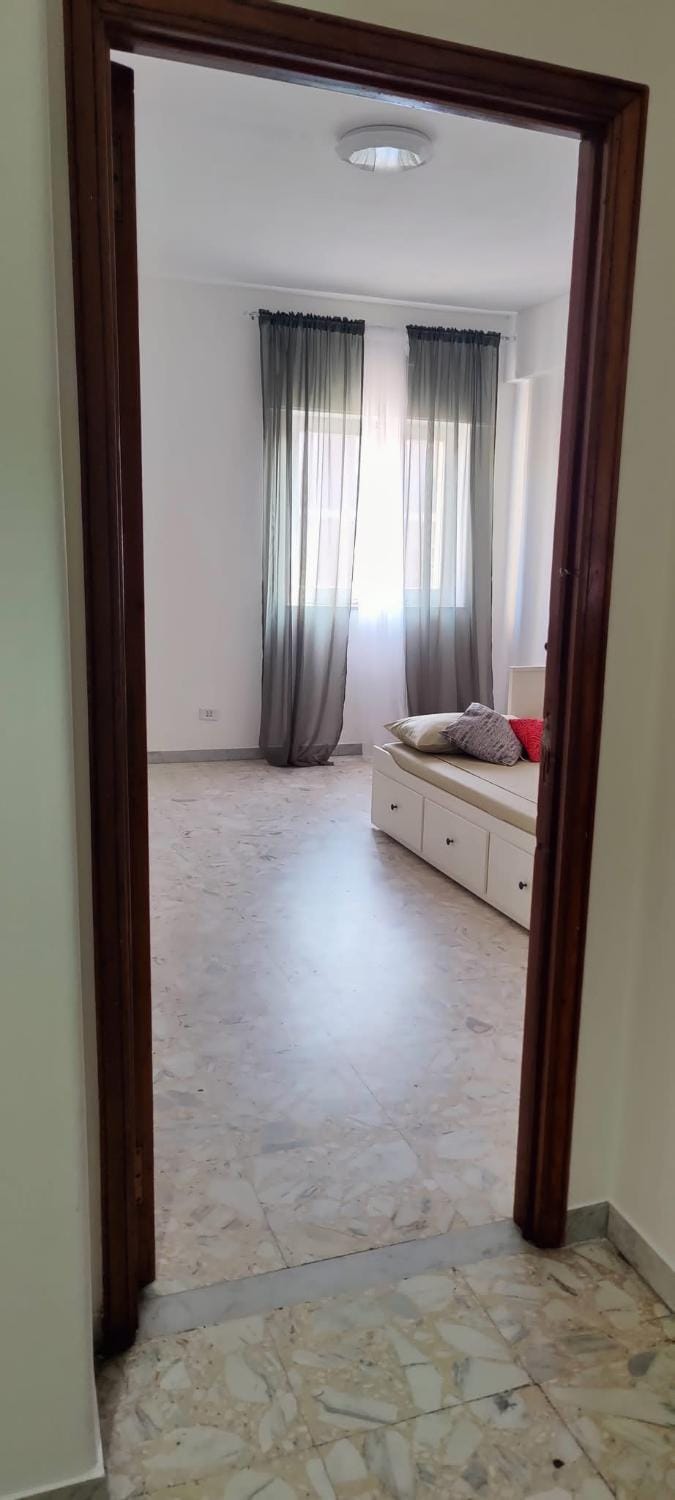 D\u0026F Guesthouse | Catania | VacationRenter, image size:675x1500