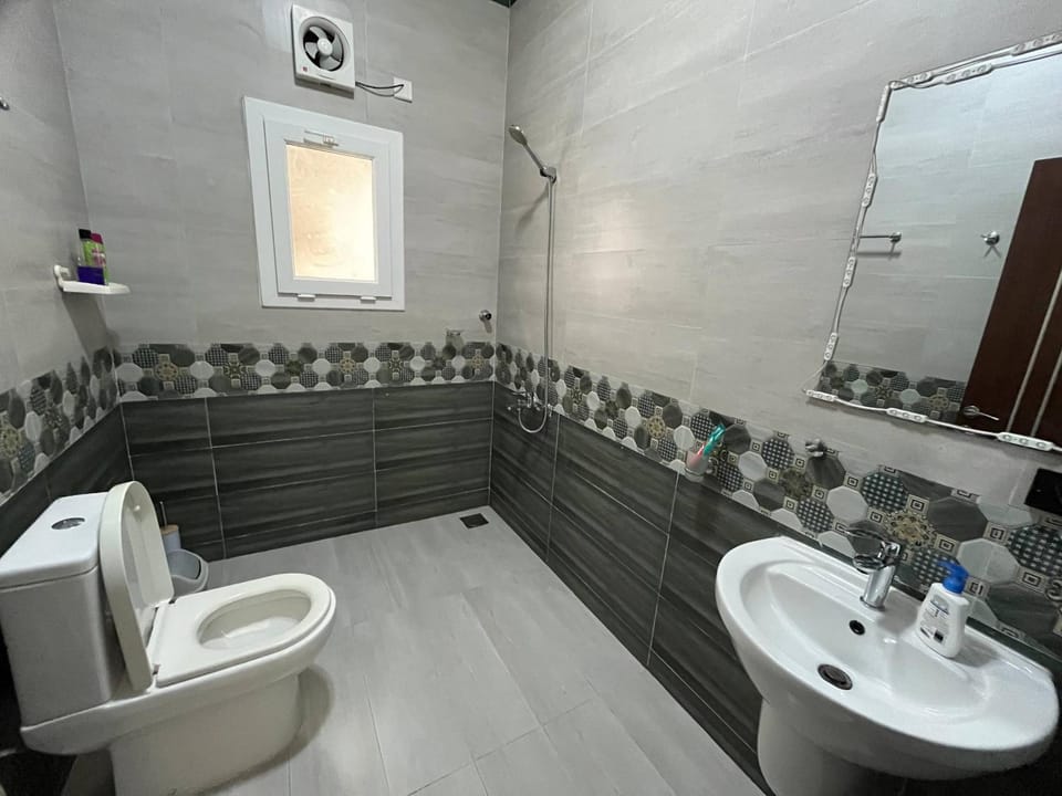 Oasis Haven Muscat - Budget Hostel with Private Bathroom Bed and Breakfast in Muscat Governorate, Oman