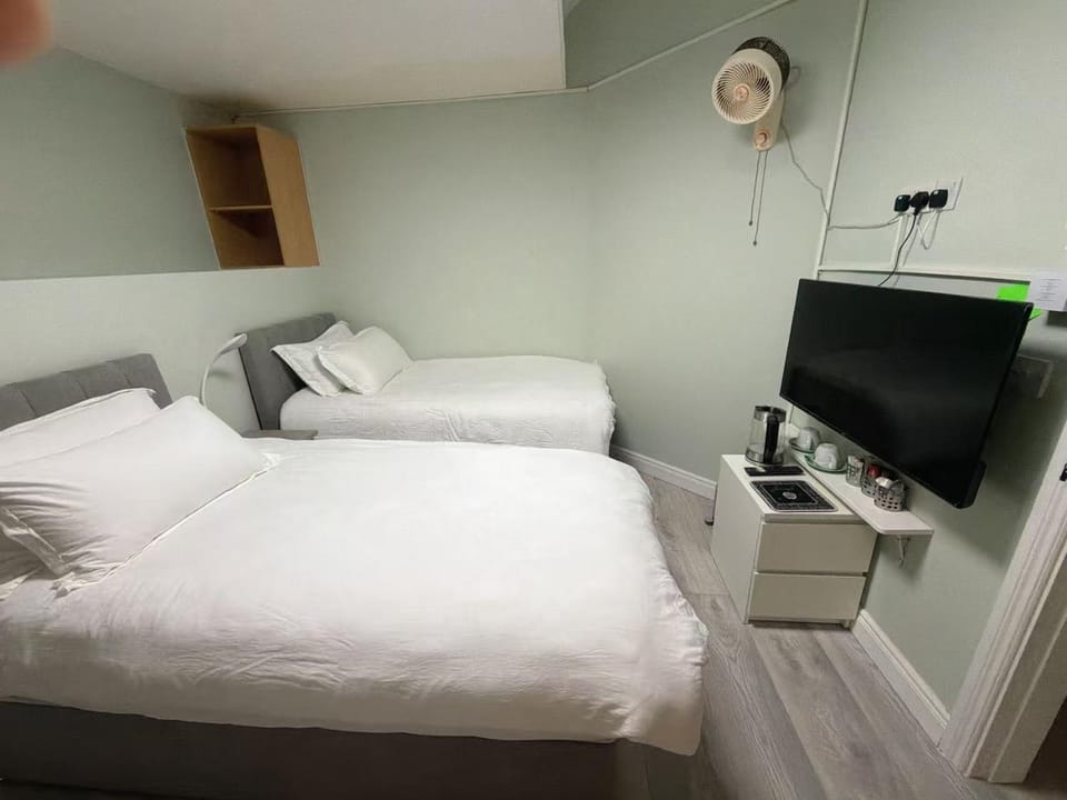 Cove Guest Accommodation Aparthotel in Clare, Co. Clare, Irlanda