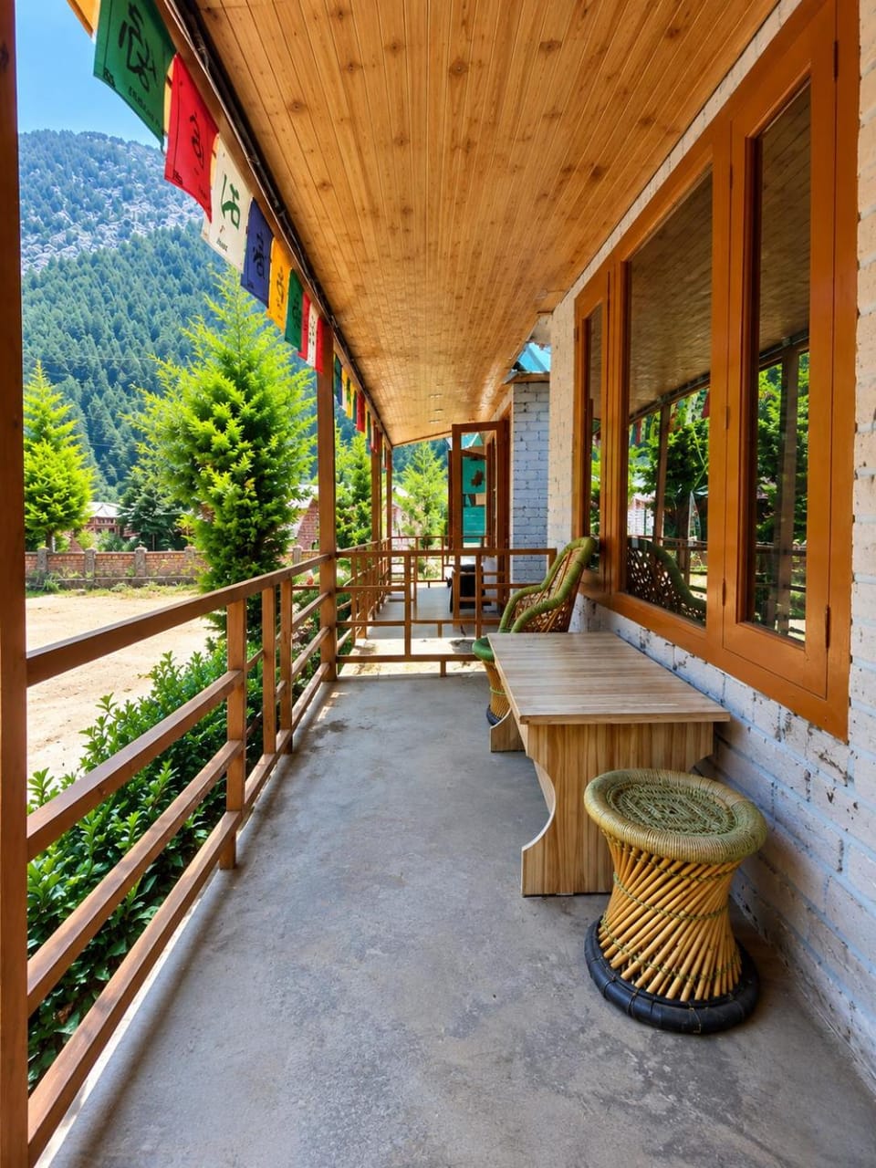 Lee Garden Himalayan Wooden Cottage Kasol Hotel in Himachal Pradesh