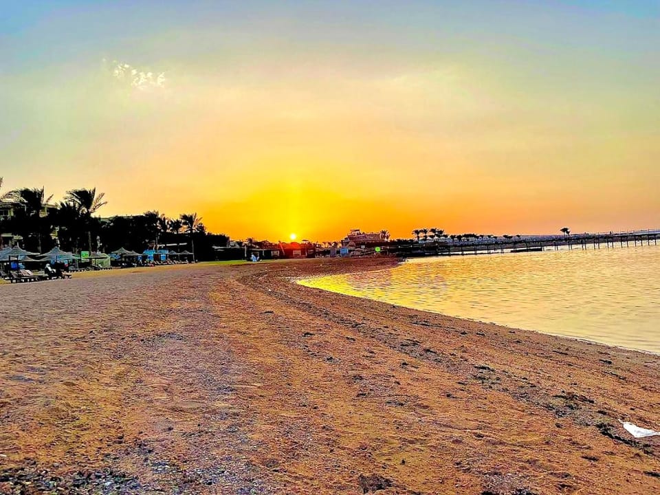 Day, Natural landscape, Beach, Lake view, Sea view, Sunrise, Sunset