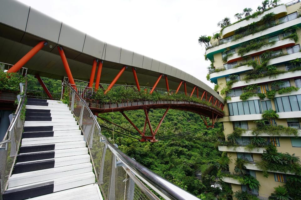 Property building, View (from property/room), Balcony/Terrace