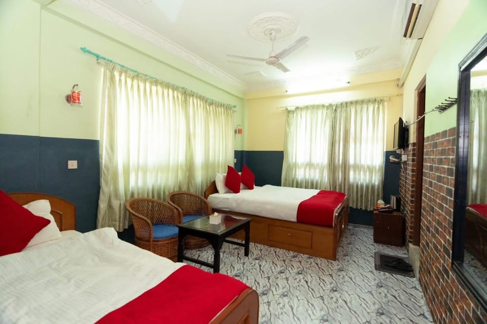 Grand Hotel Begnas & Restaurant Hotel in Bagmati, Nepal