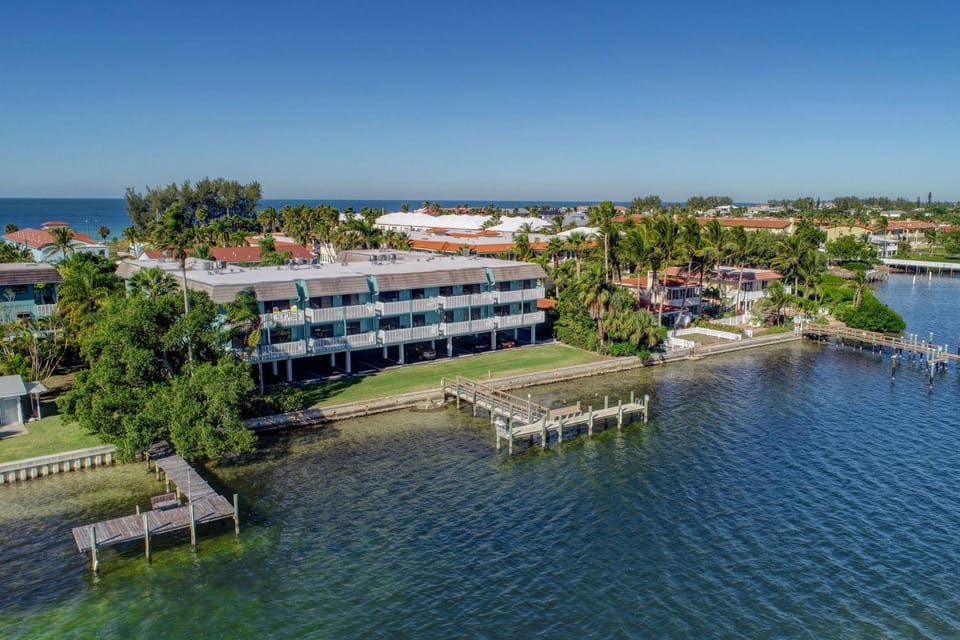 Anna Maria Island Vacation Rentals, Beach Houses, Condos | VacationRenter
