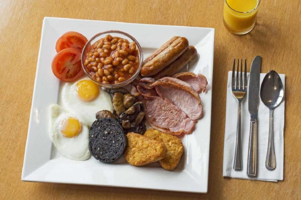 Continental breakfast, Buffet breakfast, English/Irish breakfast