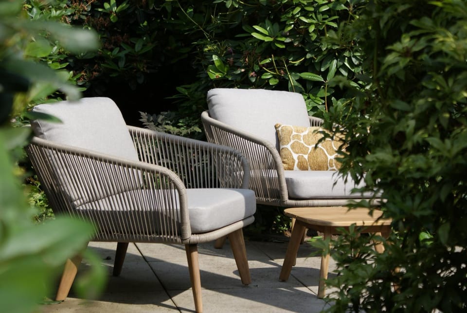 Spring, Day, Garden, Balcony/Terrace, Seating area, Garden view