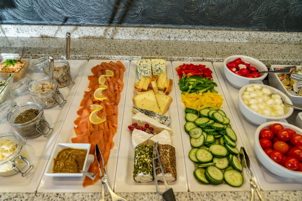 Buffet breakfast