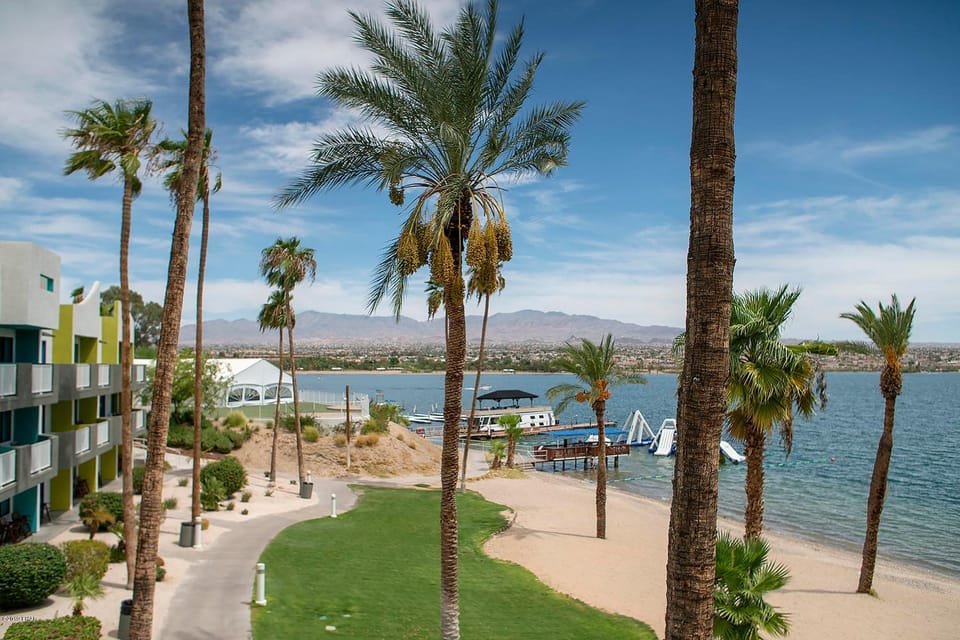 Natural landscape, Beach, Lake view, Mountain view, River view, Sea view