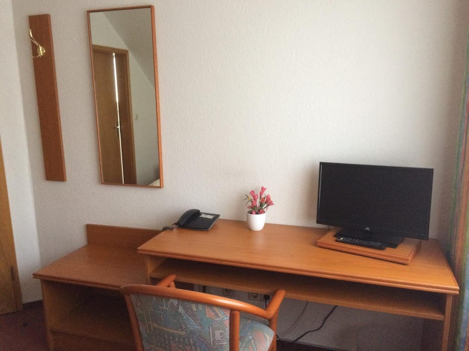 Zur Krone Hotel in Hanover