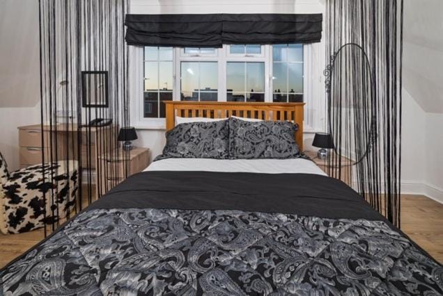 Bed, Bedroom