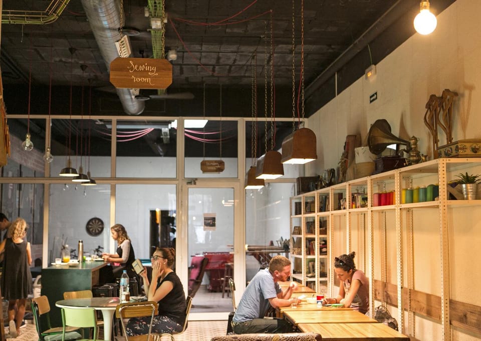 Communal lounge/ TV room, Library, Coffee/tea facilities, Kitchen or kitchenette, Living room, Dining area, Alcoholic drinks, Non alcoholic drinks, group of guests