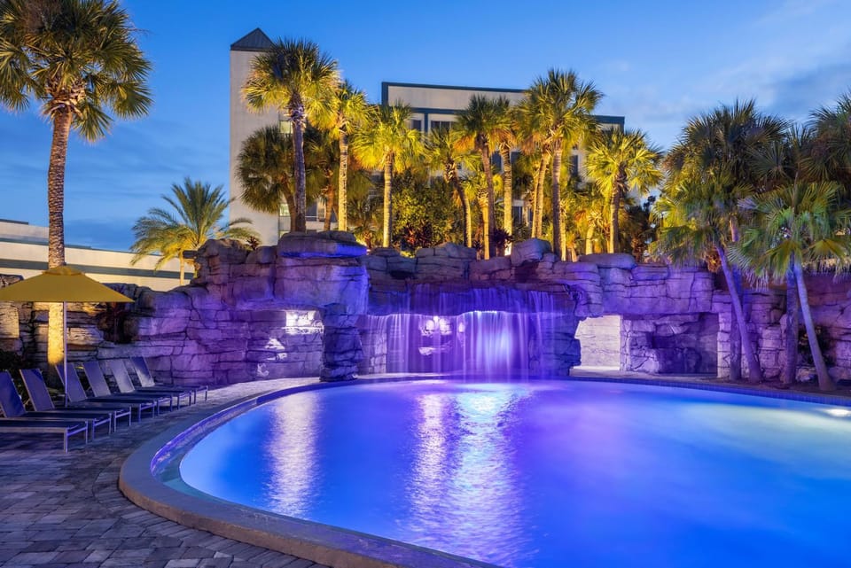 Swimming pool