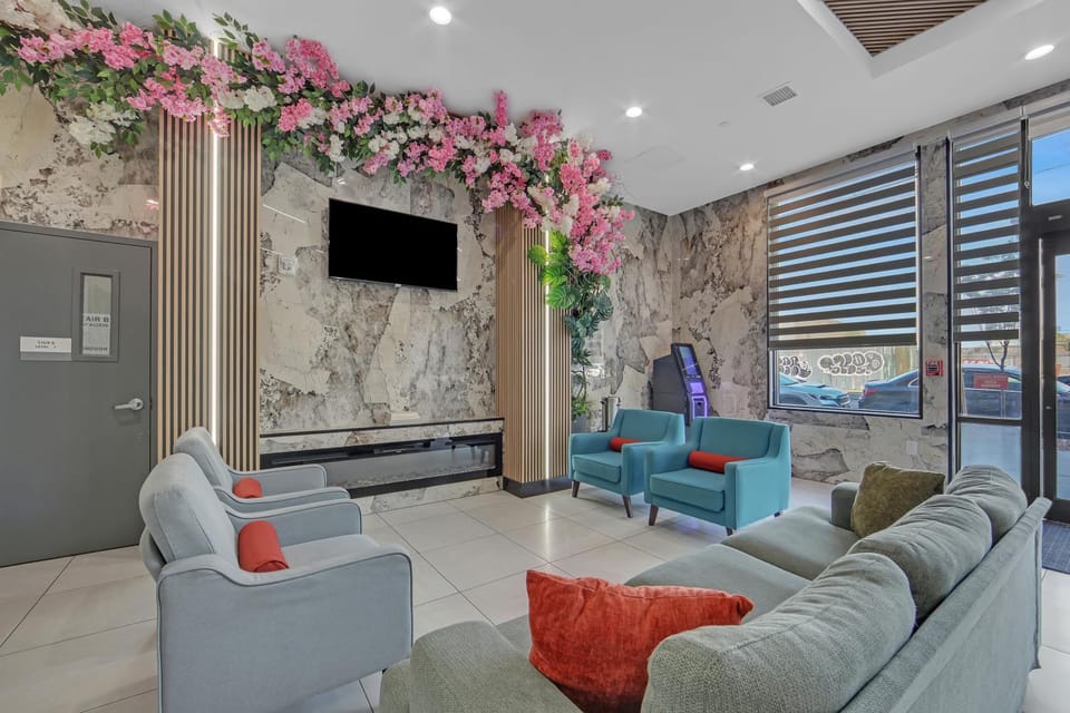 Lobby or reception, Seating area