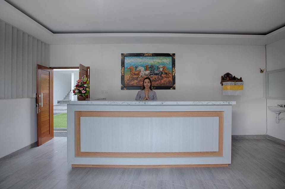 Staff, Lobby or reception