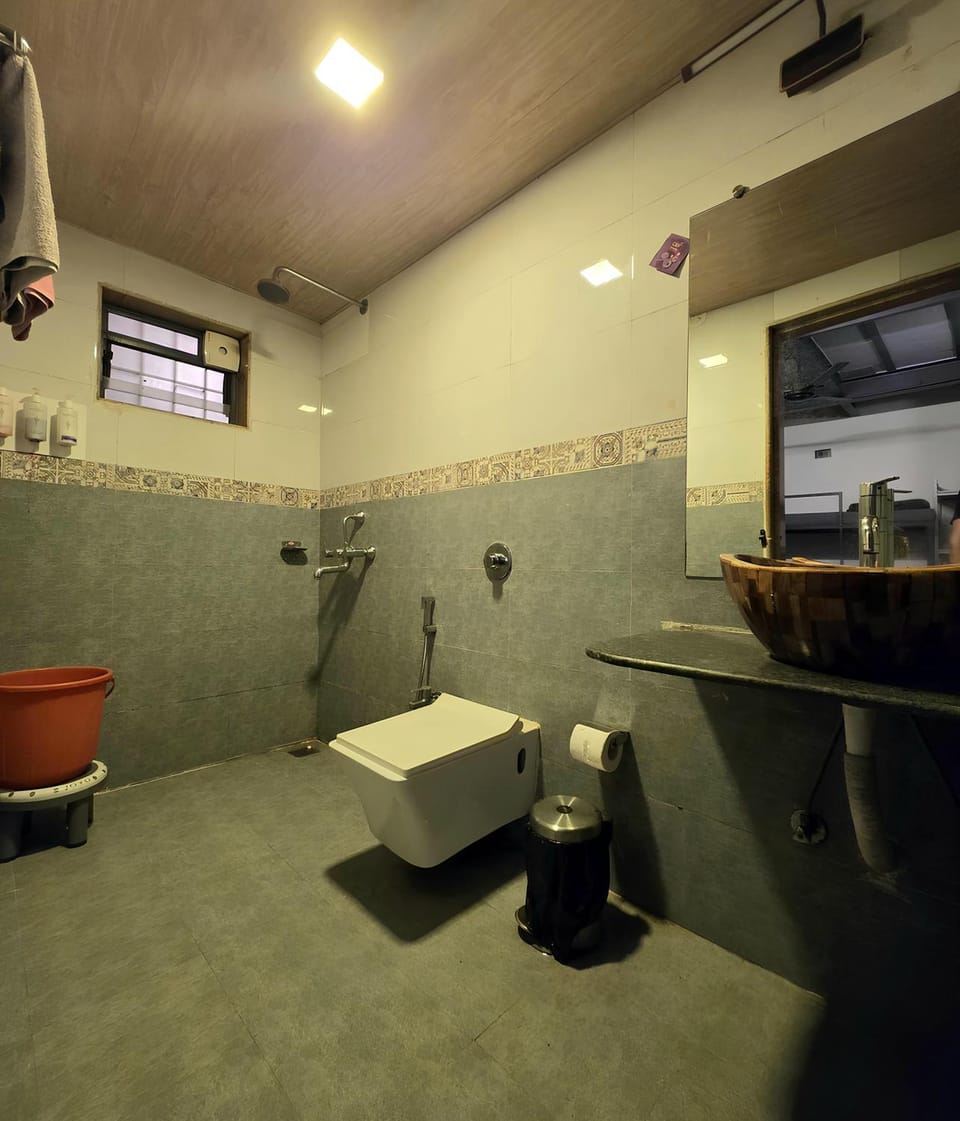 Toilet, Bathroom