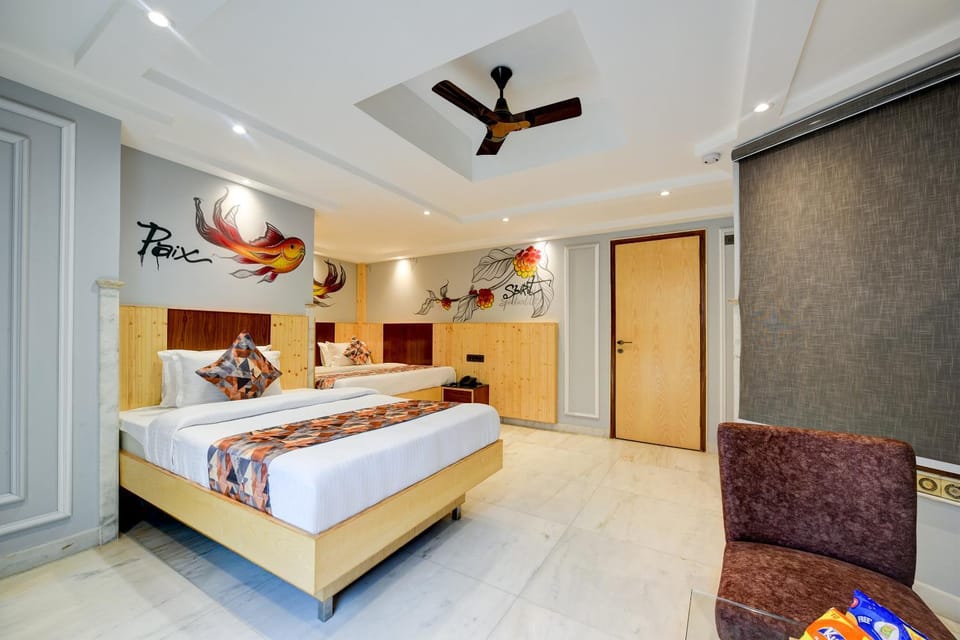 Living room, Photo of the whole room, Bedroom