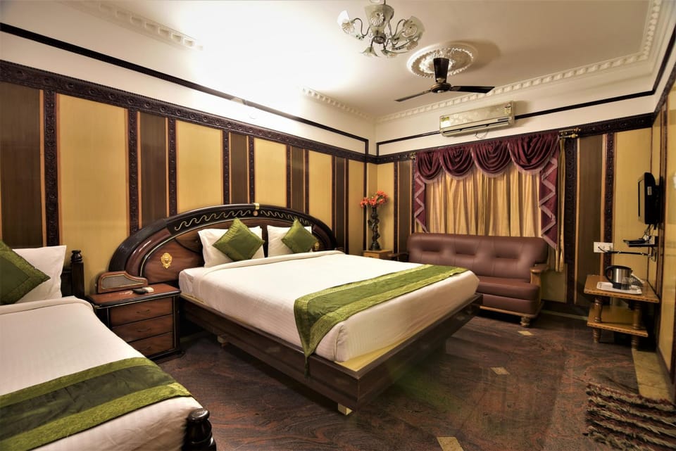 Navanidhi Comforts Hotel in Bengaluru