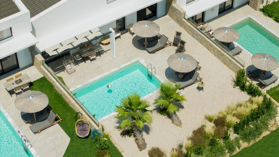 Garden view, Pool view, Swimming pool