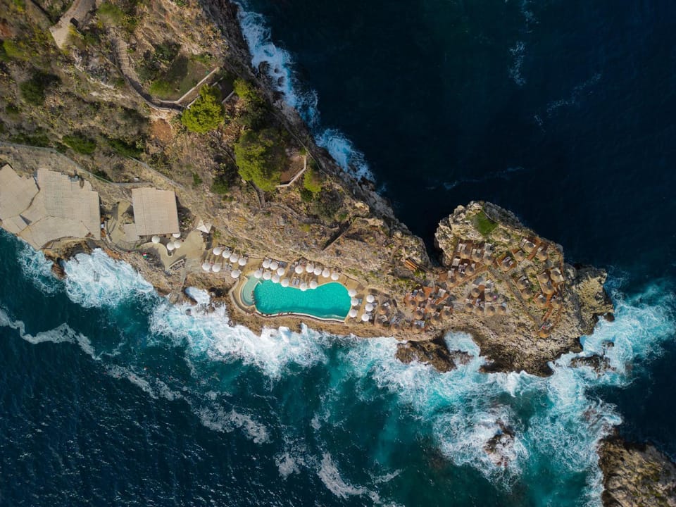 Bird's eye view, Swimming pool
