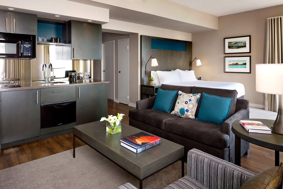 Tower Premium Suite | Premium bedding, pillowtop beds, in-room safe, desk