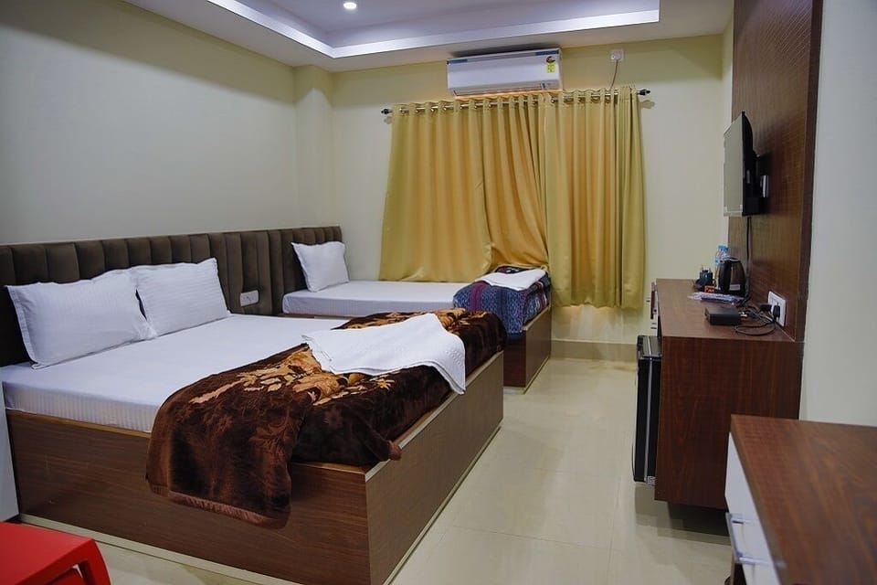 Deluxe Triple Room, Air conditioning | WiFi (free)