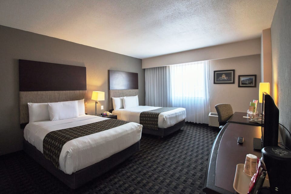 In-room safe, desk, laptop workspace, soundproofing