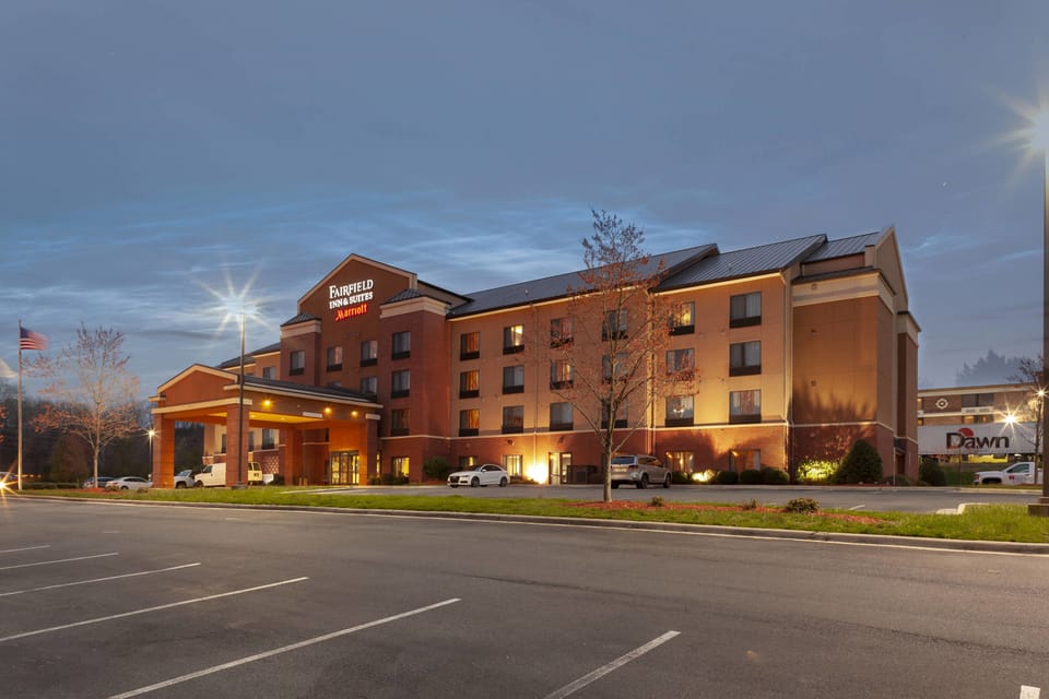 Holiday Inn Express Charlotte Southeast Matthews, an IHG Hotel
