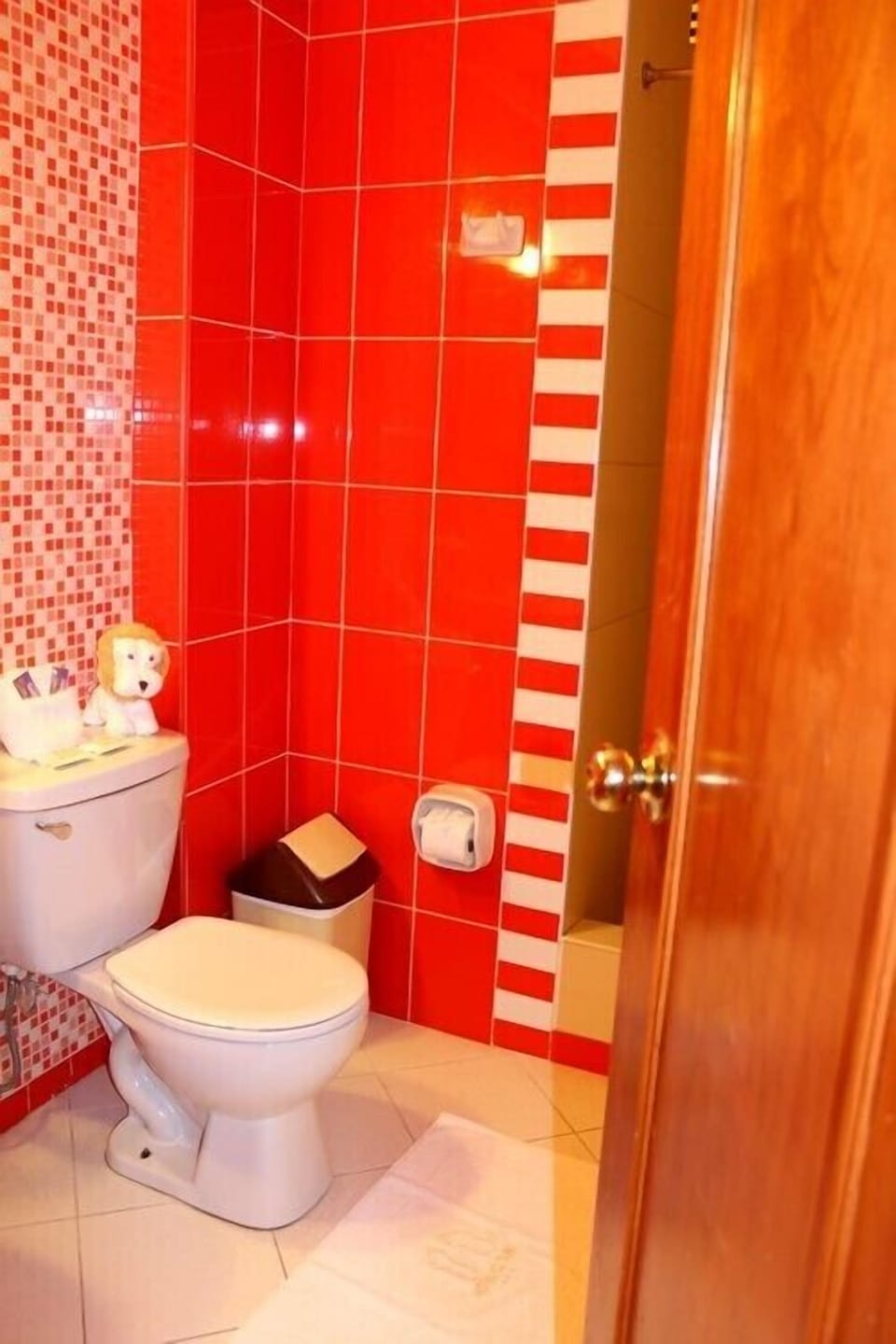 Shower, free toiletries, hair dryer (on request), towels