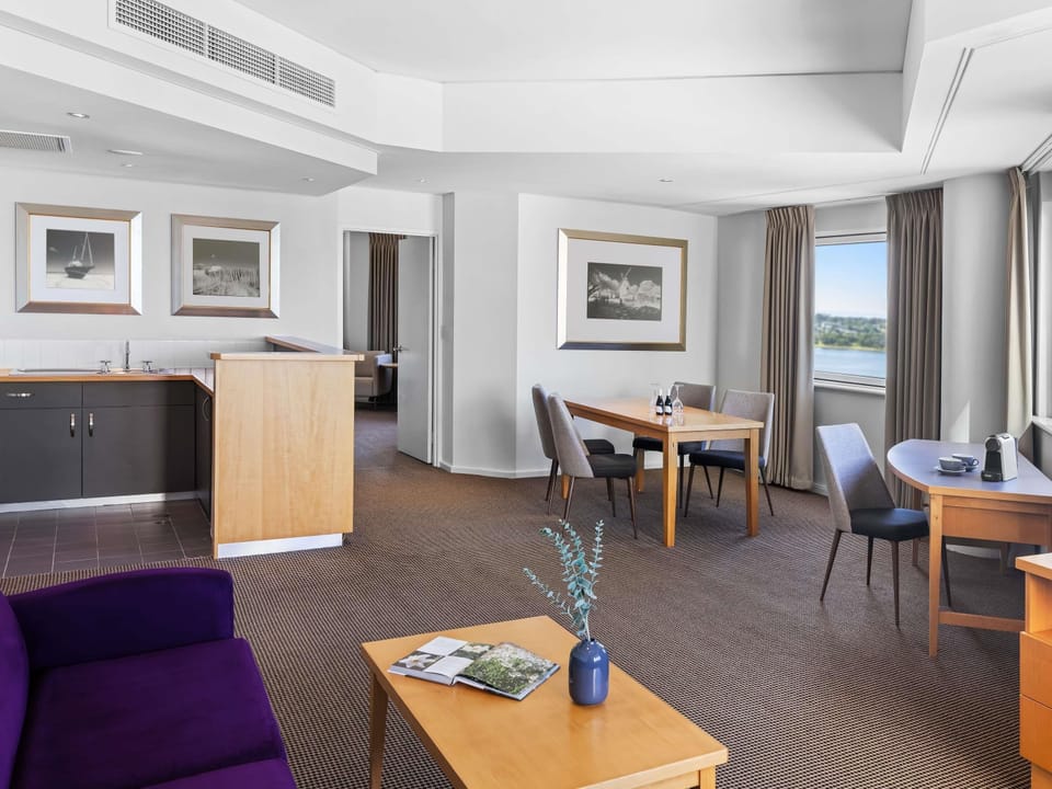 Superior Suite River View, 1 King Bed | Premium bedding, pillowtop beds, in-room safe, desk