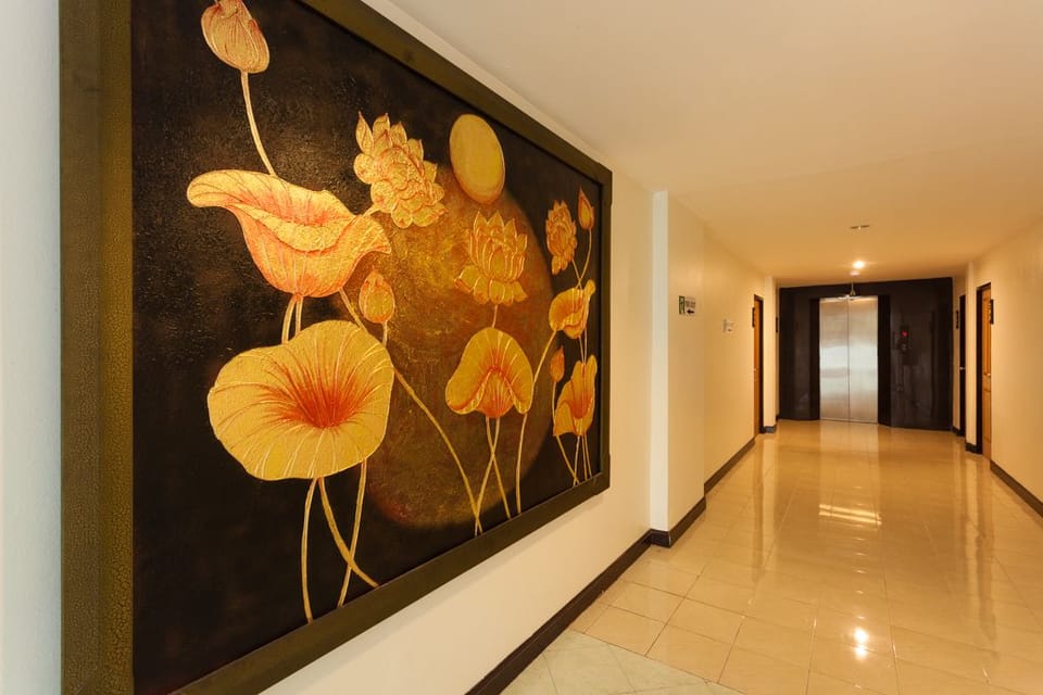 The Little Moon Residence Hotel in Patong, Kathu District, Prowincja Phuket, Tajlandia