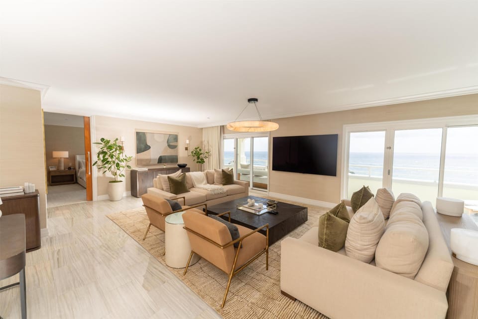 Commander and Chief Suite, Presidential Suite, 2 King beds, living room, direct ocean view | Premium bedding, in-room safe, desk, laptop workspace