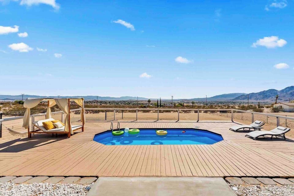 Ultimate Retreat - Pool, Hot Tub, Game Room, BBQ & Firepit | Twentynine ...