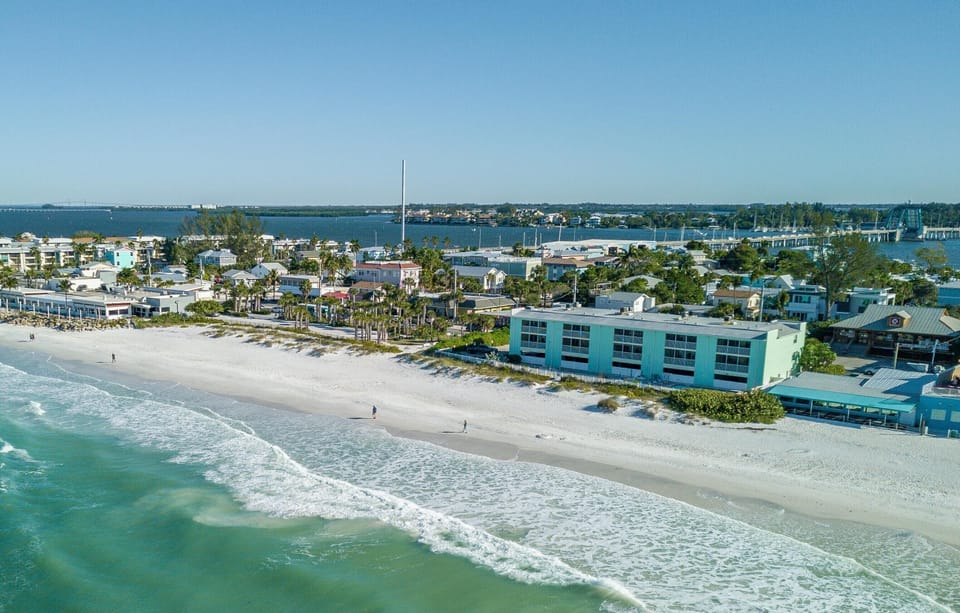 8 Best Anna Maria Island Condos, Hotels, Apartments (w/ Photos)